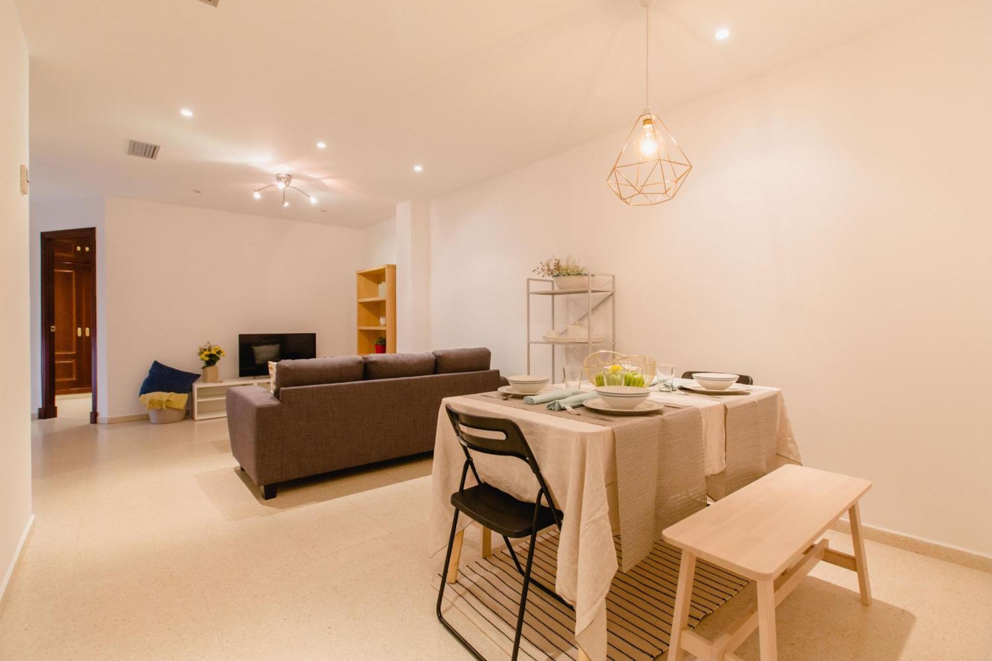 Apartamento El Patio De Canovas 加的斯 外观 照片